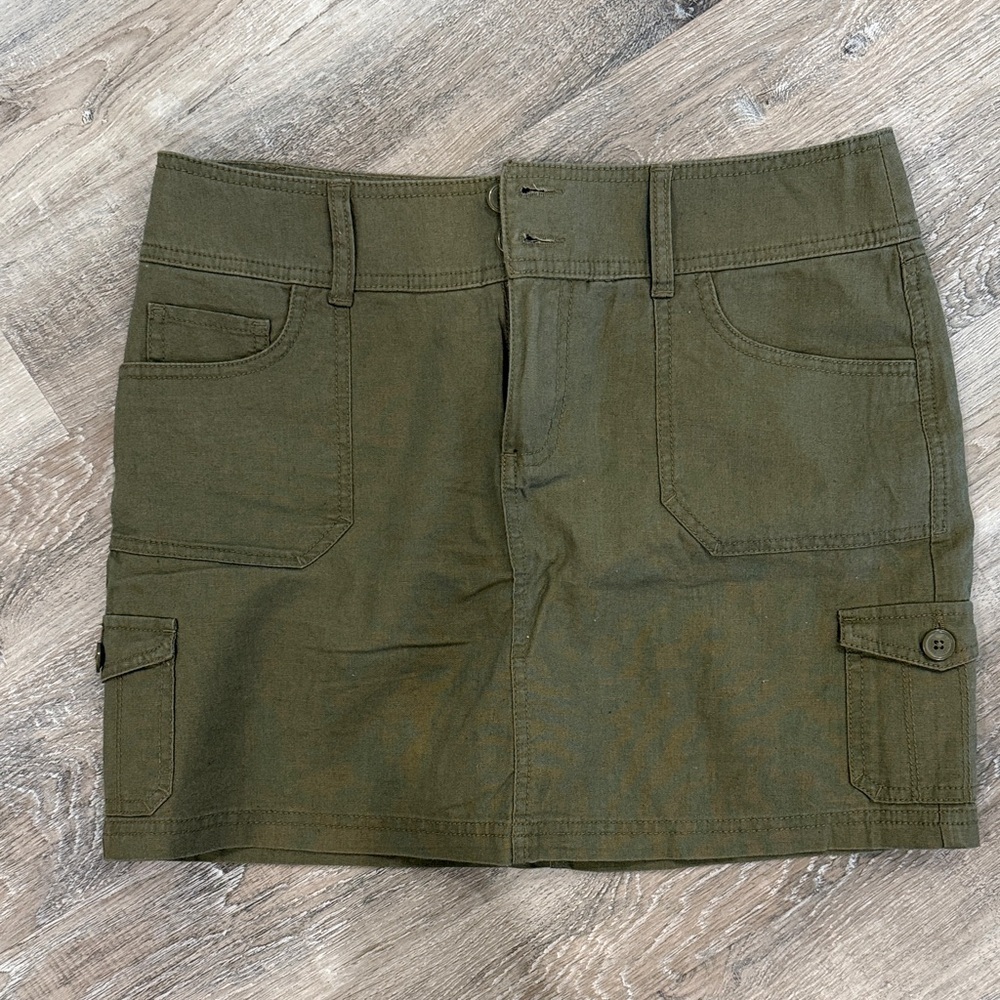 Beau Dawson Olive Green Cargo Skort sz 8